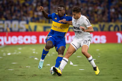 Boca Juniors vs Central Córdoba en La Bombonera con Stadibox