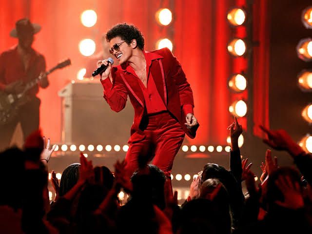 Bruno Mars en el Estadio GNP Seguros: The Romantic Tour