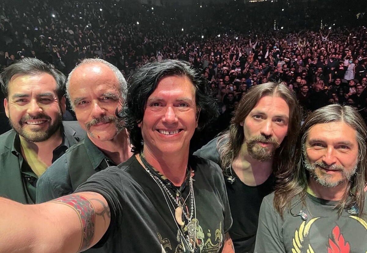Caifanes cierra el año en el Palacio de los Deportes