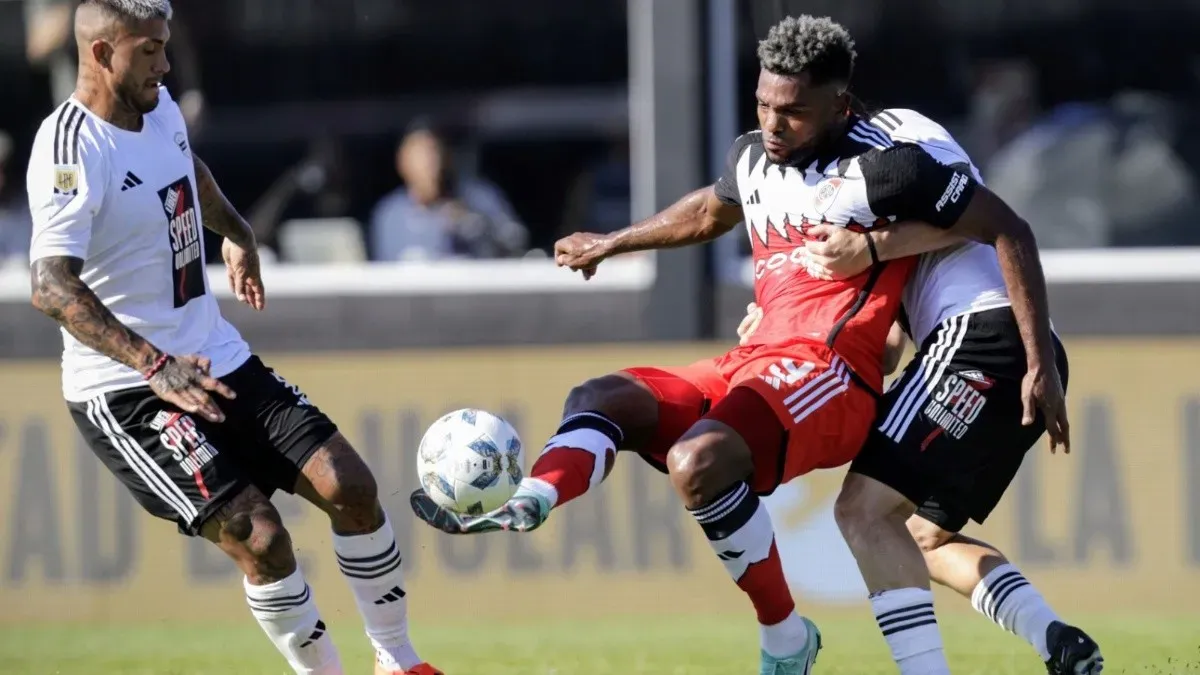 River Plate vs Deportivo Riestra en el Monumental con Stadibox