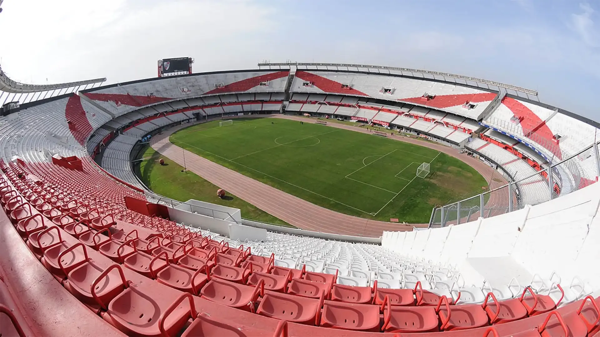 River Plate vs Bragantino con Stadibox en el Monumental