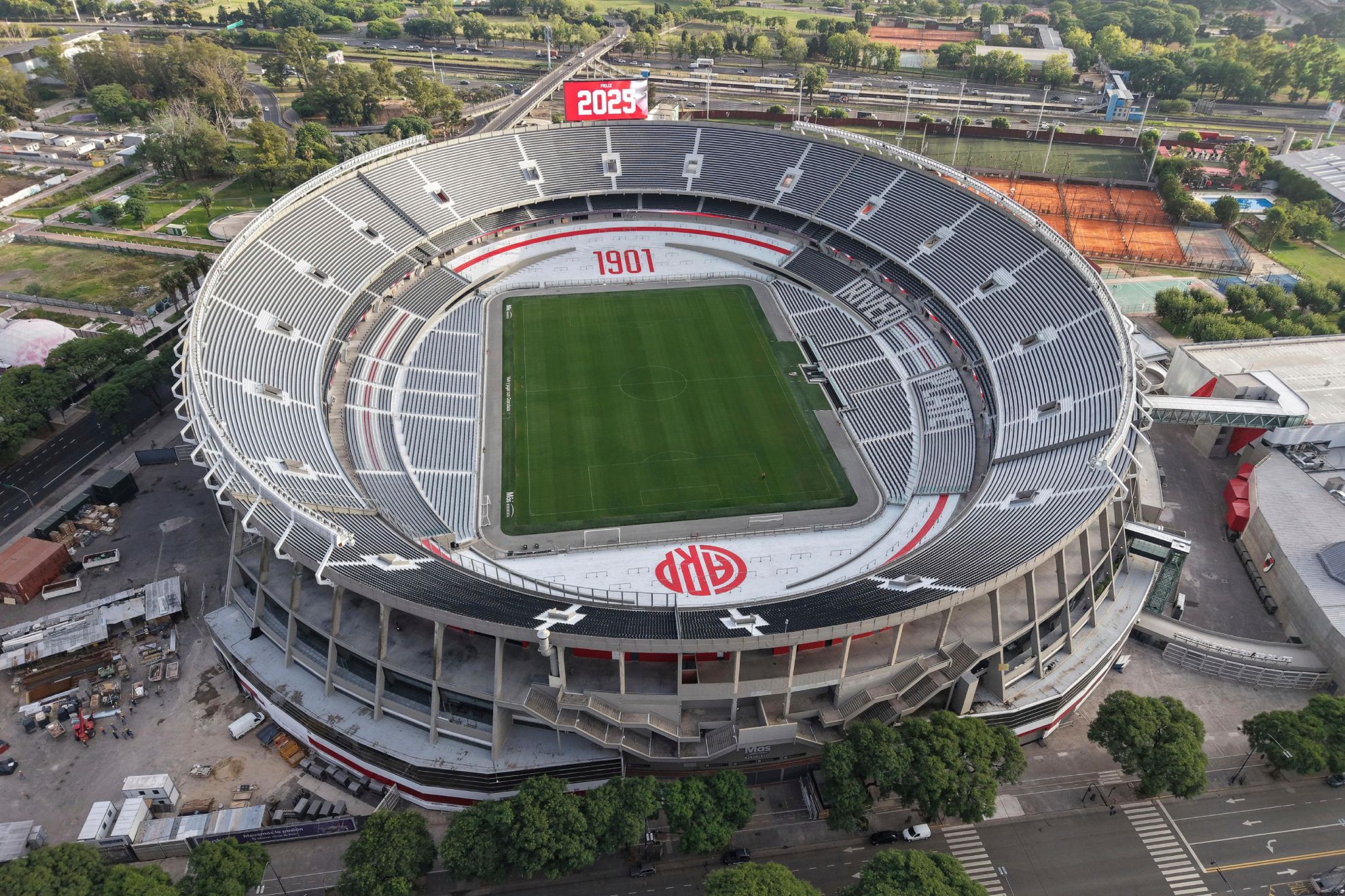 River Plate en El Mâs Monumental: vivilo con Stadibox