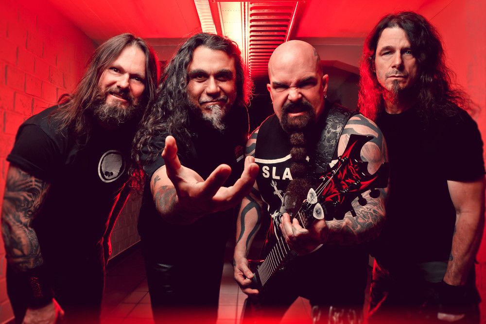 SLAYER toca Reign in Blood completo en el Palacio de los Deportes