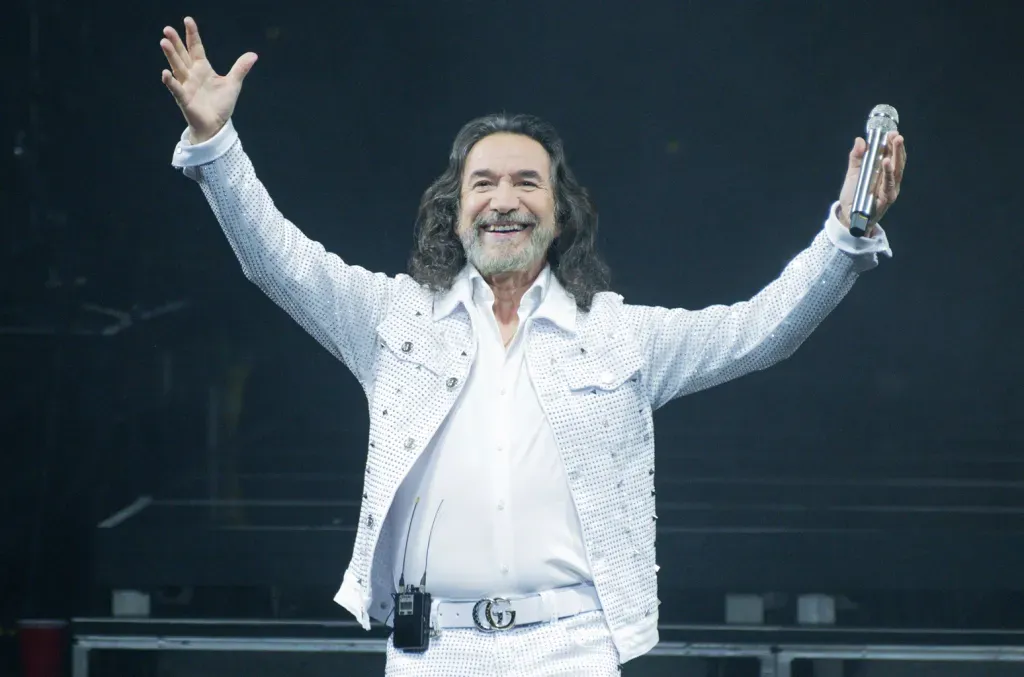 Marco Antonio Solís en el Estadio GNP Seguros: Un Encuentro con el Buki